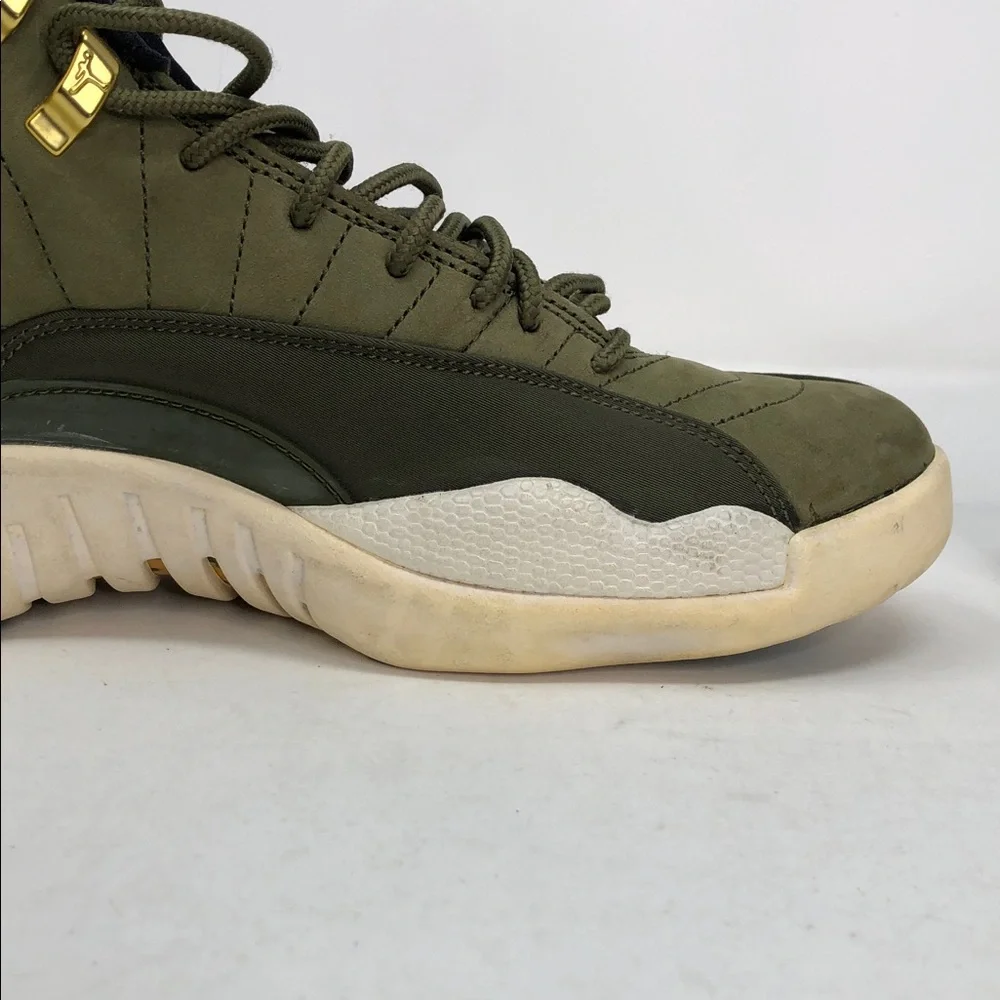 Air Jordan 12 Retro CP3 Class of 2003 Mens 130690-301 Authentic Sneaker-Size 9.5